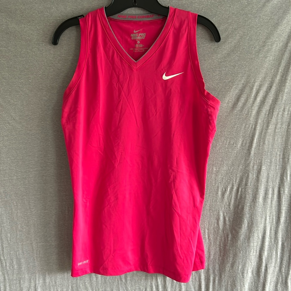 Womens Nike pro dri-fit tank. Used condition. Pink. Medium.